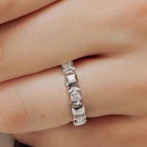 Alliance or blanc 18 carats, 7 diamants princesses - Queen & king