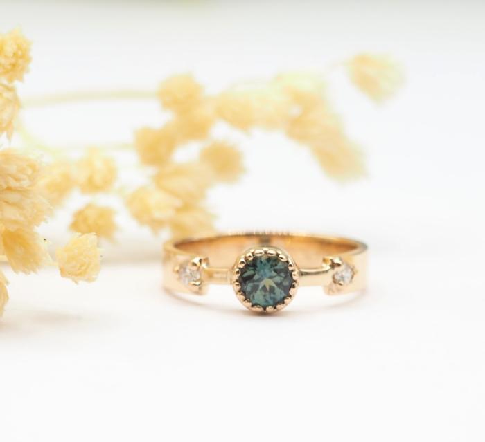 Bague saphir vert 