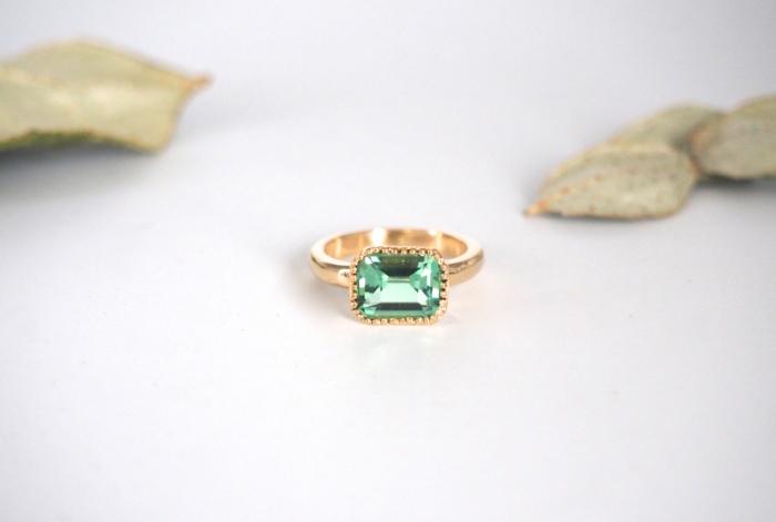 Bague de fiançaille en or fairmined, tourmaline.